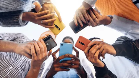 Smartphone market slower to recover than expected - IDC