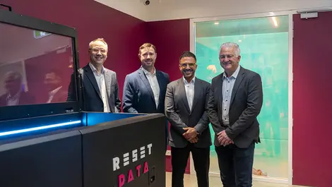 Resetdata  stuart  daniel  rodolf  brett