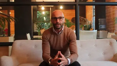 Simon campbell young headshot 2025 v2